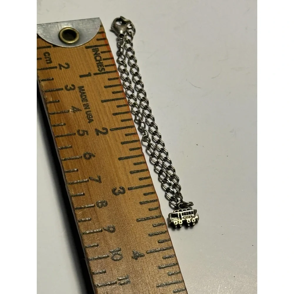 Gold Tone Chain Charm Bracelet Cable Car Trolley Travel Souvenir 5 Inch‎